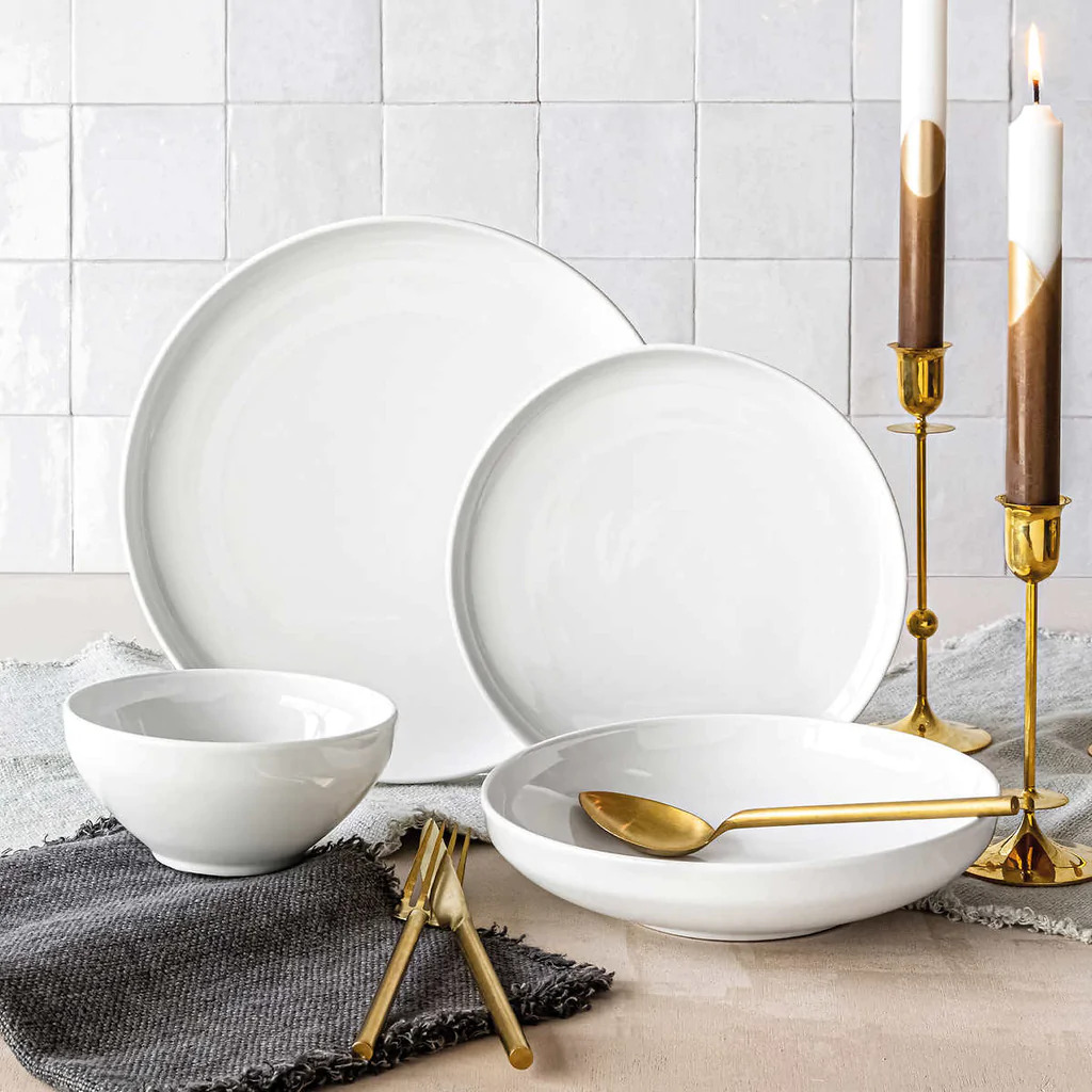 ST GERMAIN Porcelain Dinnerware Set, 24-piece